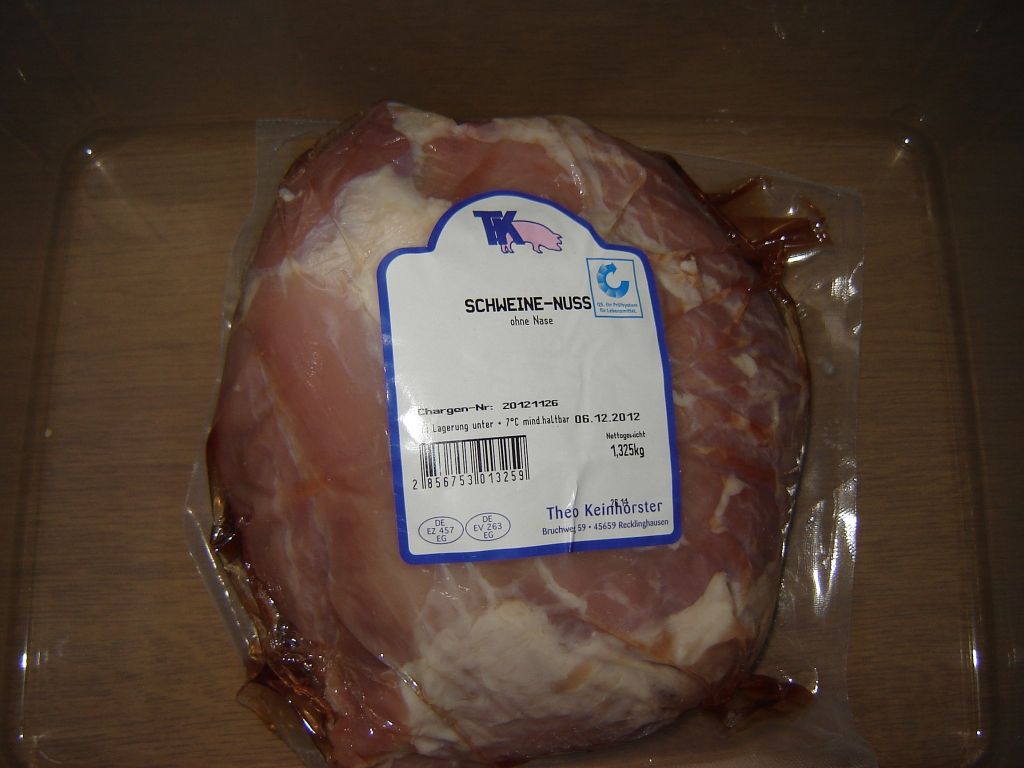 Schweinenussschinken01.jpg