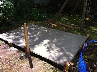 Betonierte Bodenplatte 225 auf 200