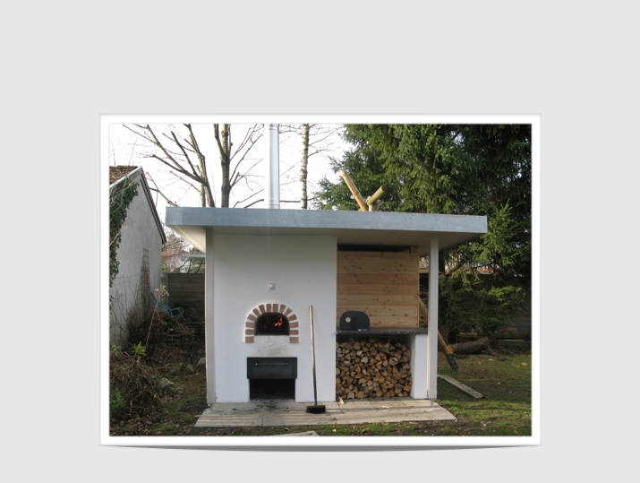 So jetzt ist er echt fertig... wahrscheinlich ...<br />Strom könnte man noch hinlegen, Licht und Wasser, und ...