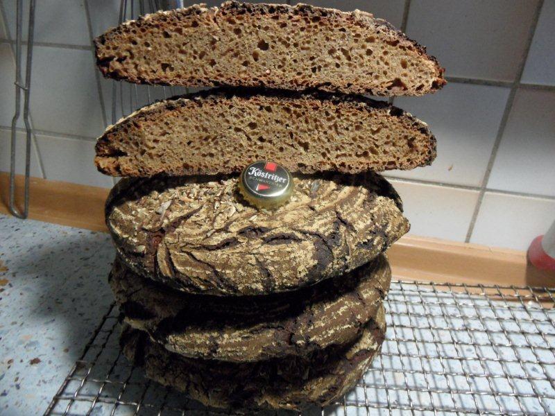 Dunkelbier-Sauerteigbrot.jpg