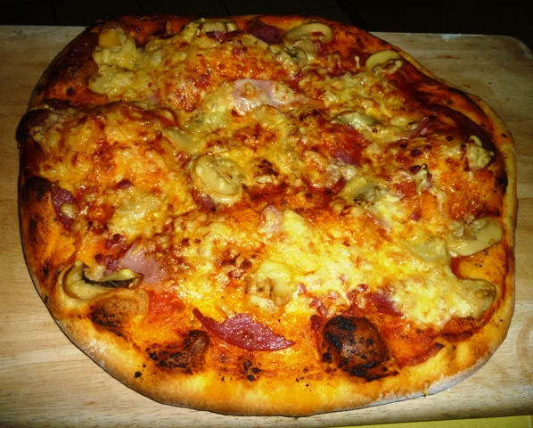Pizza 2.JPG