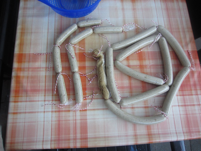 komplette Wurstfamilie.JPG