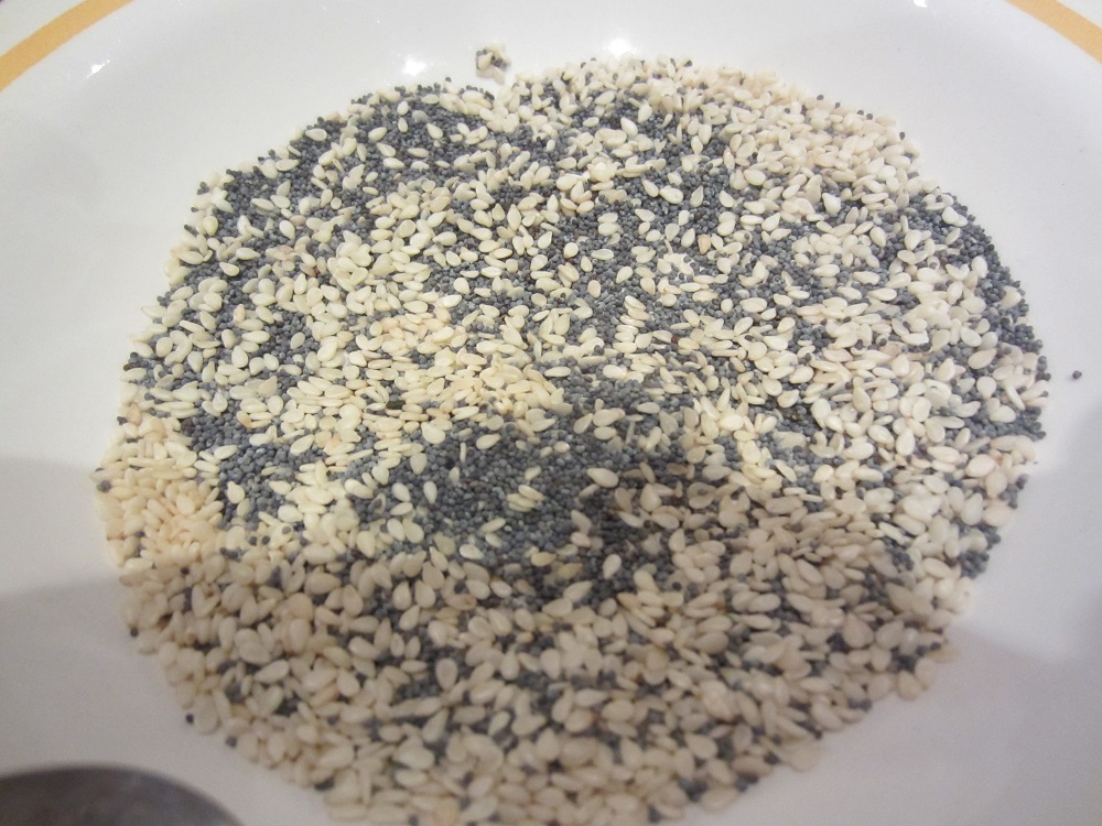 Aufstreu Mohn  Sesam.JPG