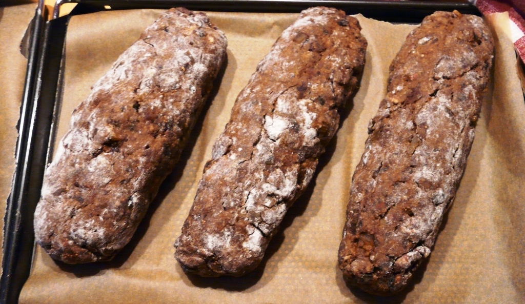 Hutzelbrot1.JPG
