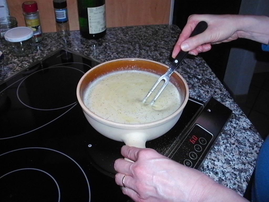 zum köcheln bringen