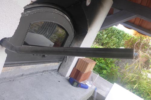 wird noch kürzer gemacht und kommt ein Trichter drauf