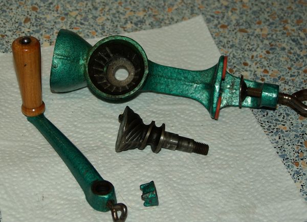 ...in Einzelteilen zerlegt.