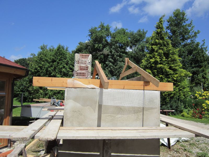 Die ersten Dachbalken