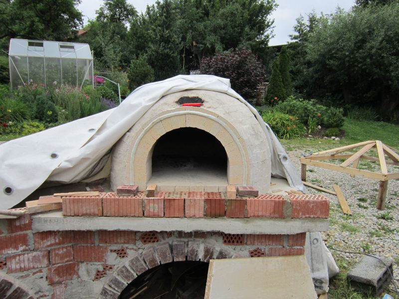 Nut gefrässt und eine Dichtschnur eingeklebt