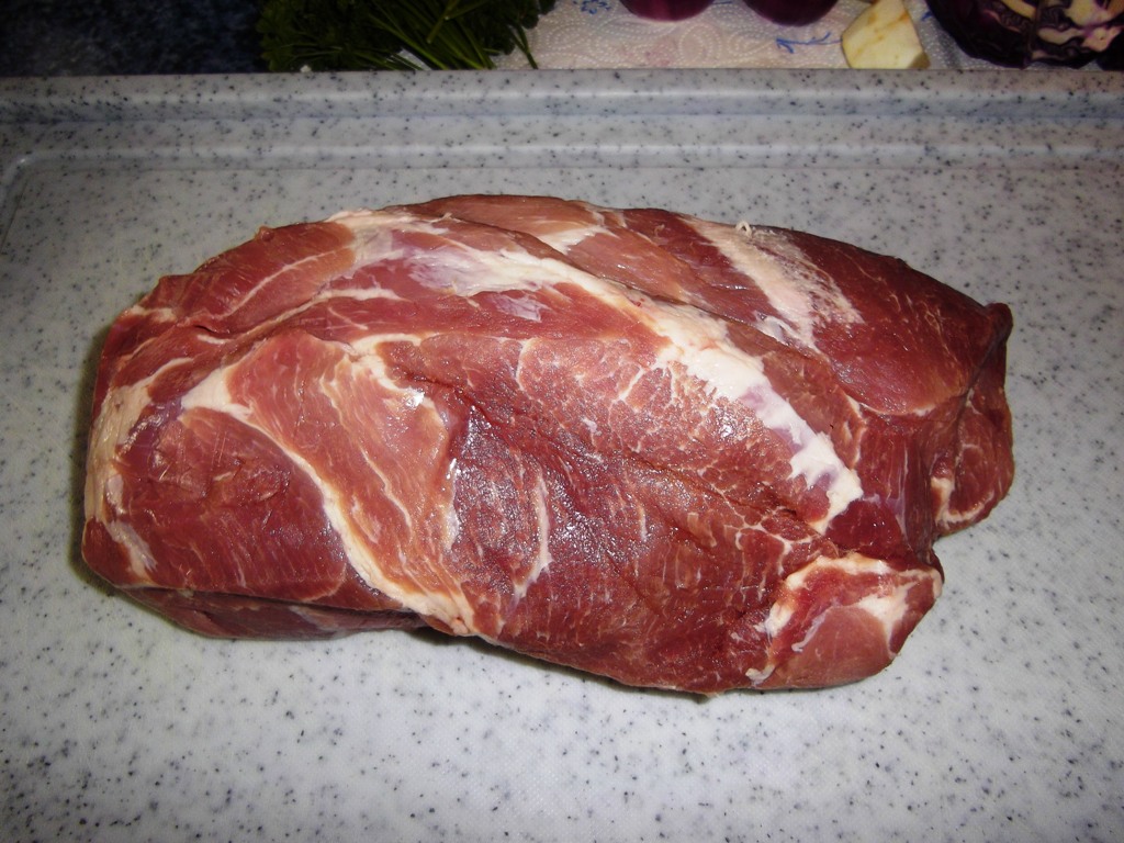 Dann nehme man einen schweinenacken<br />ca. 3 kg